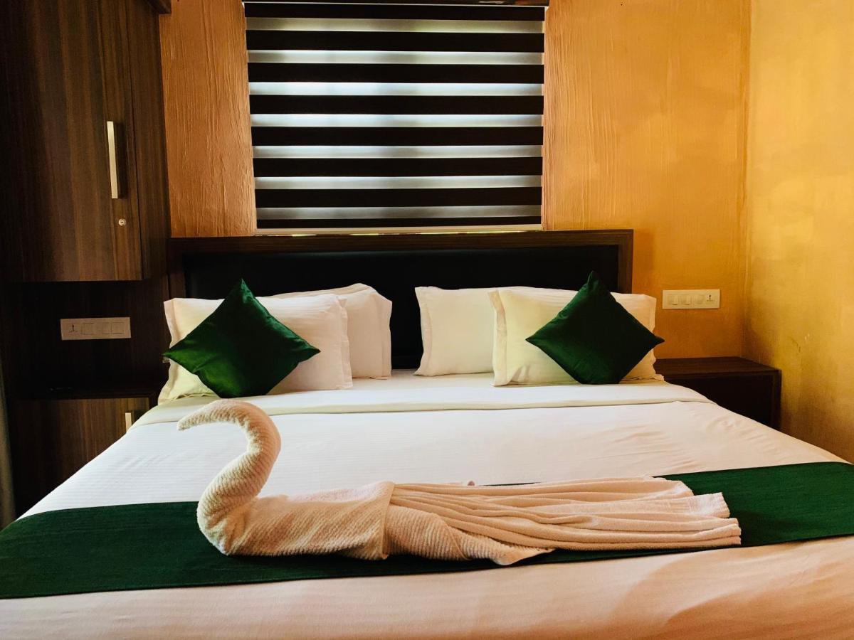 Wayanad Doubletree Villa Vythiri Ngoại thất bức ảnh