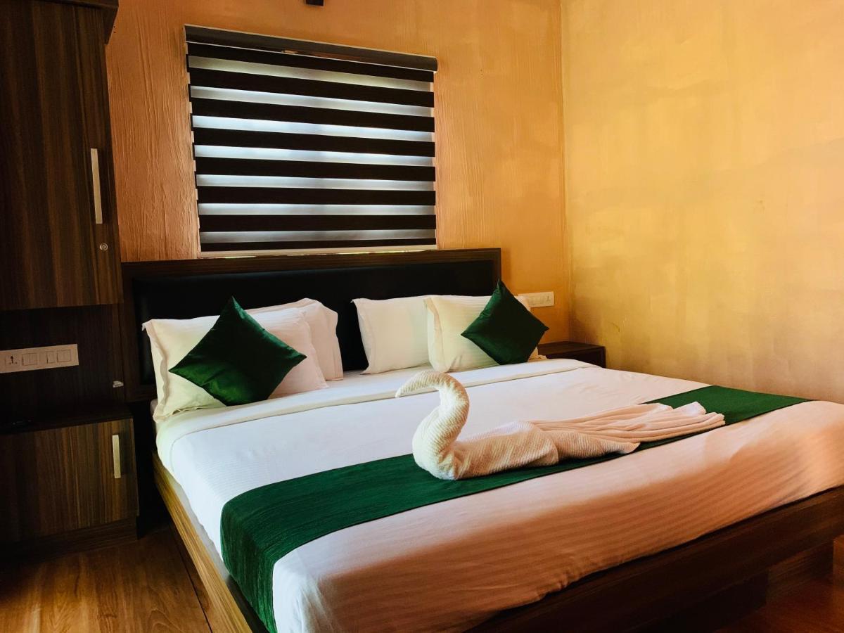Wayanad Doubletree Villa Vythiri Ngoại thất bức ảnh