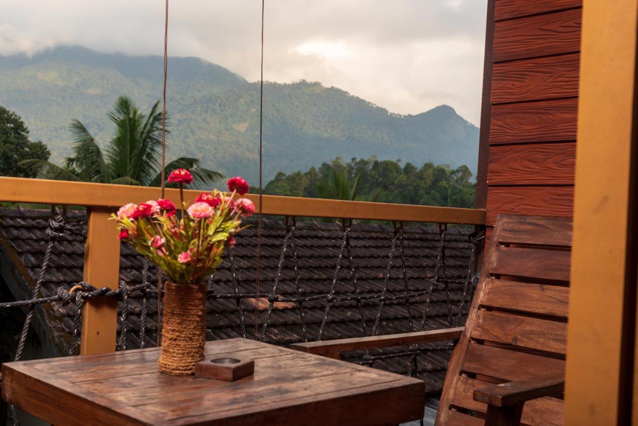 Wayanad Doubletree Villa Vythiri Ngoại thất bức ảnh