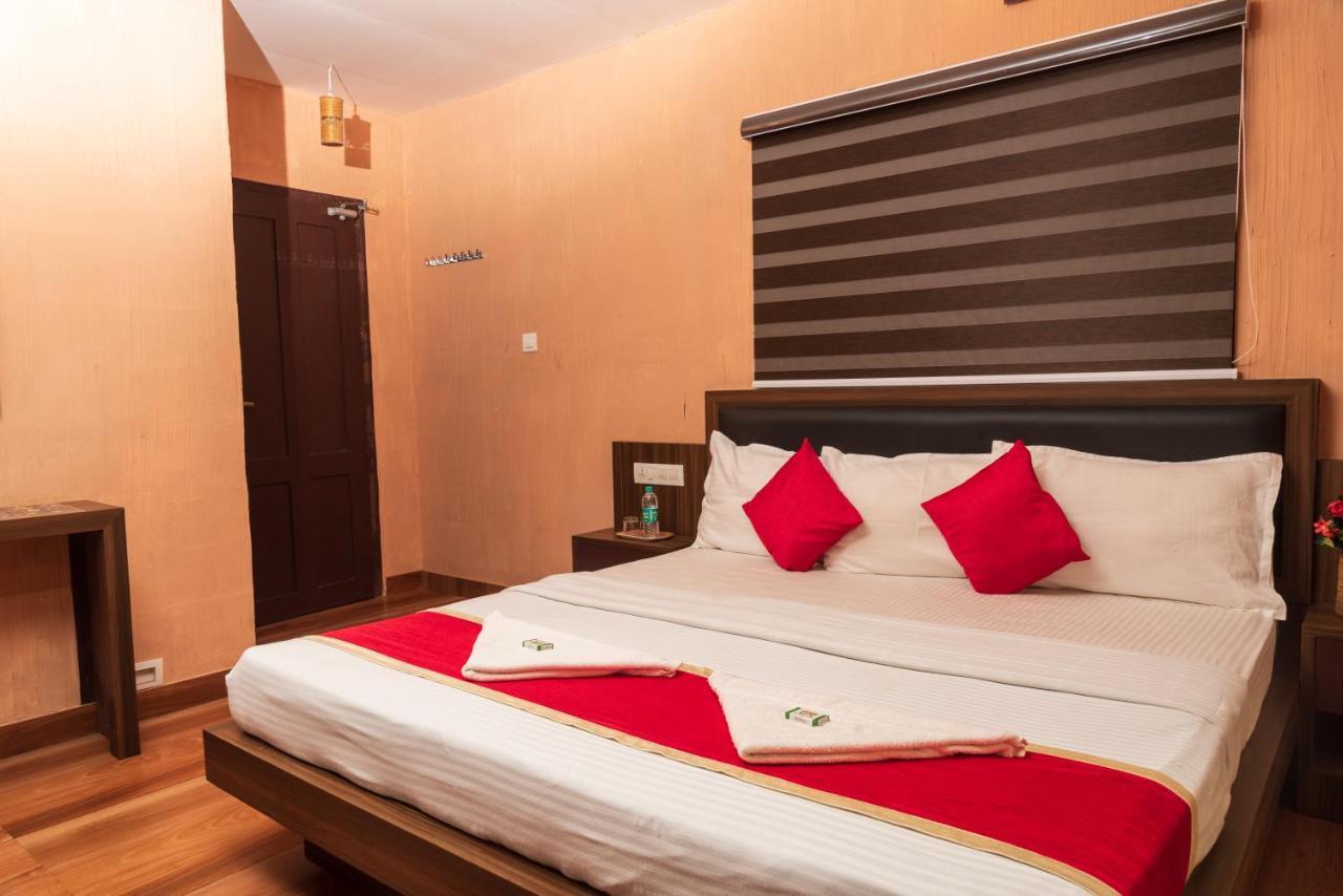 Wayanad Doubletree Villa Vythiri Ngoại thất bức ảnh